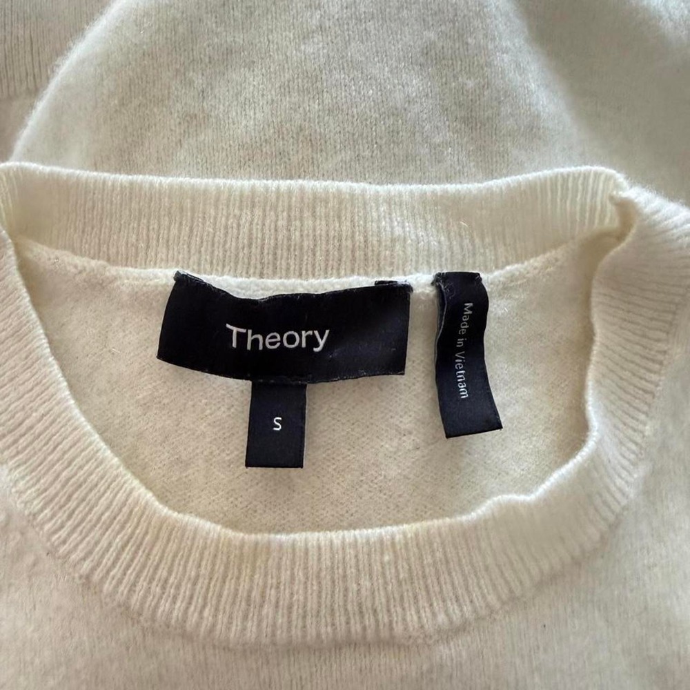Theory Cashmere cream short sleeve sweater
